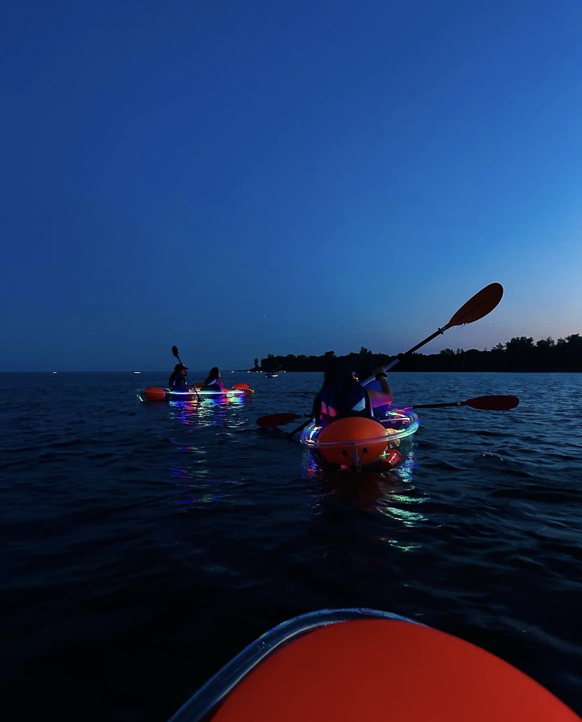 Kayaking Shadow Glow-in-the-Dark Kayaking - Illuminated Escapes